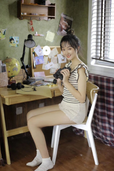 我的妹妹需要牛奶才能变聪明樱花